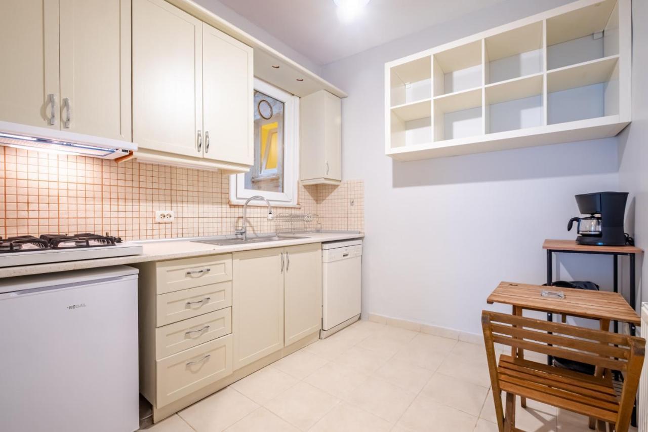 Fully Equipped Cozy Home In Kadikoy Istanbul Exterior photo